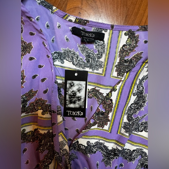 Purple Multicolor Paisley Print V Neck Babydoll Blouse - Picture 2 of 4